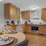 Large Historic In The Part Of Appartement